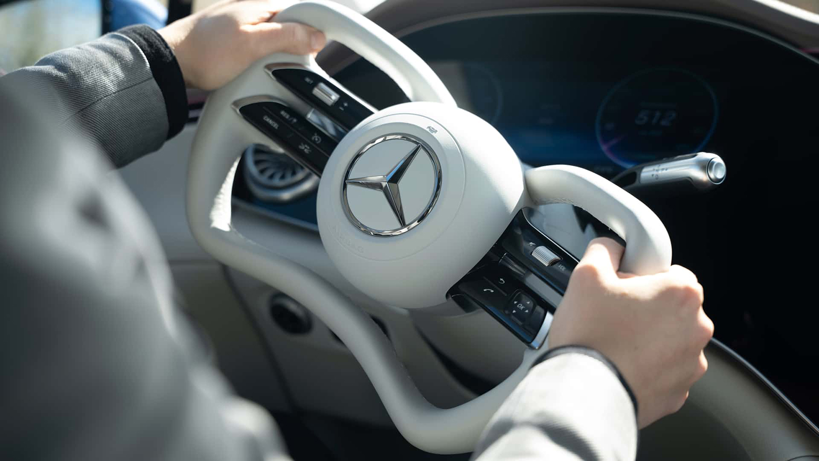Η Mercedes ετοιμάζει την τεχνολογία steer-by-wire και νέο τιμόνι yoke